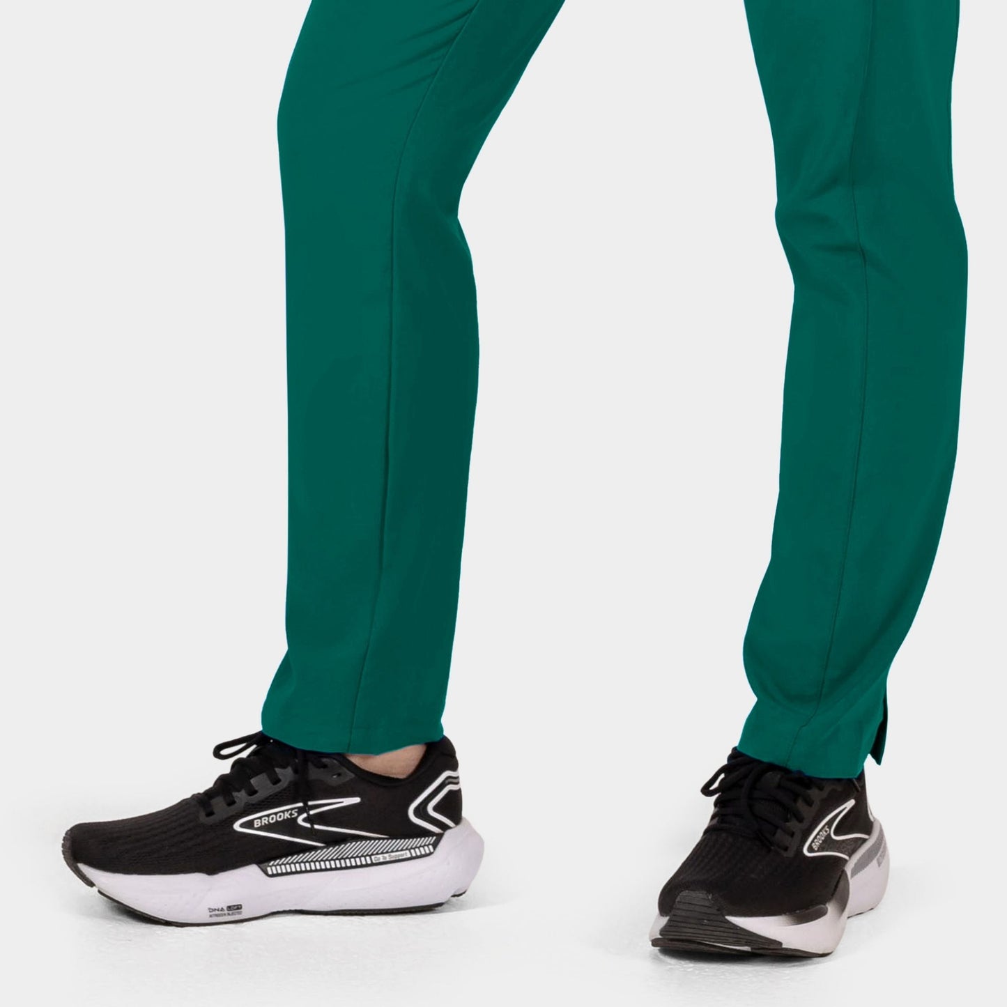 Women's EPIC Tapered Leg pants (Petite)