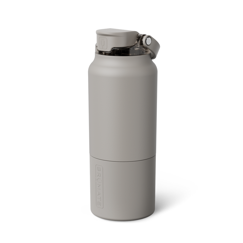 Brumate Rise 25oz  with Leak Proof MagFlip™ lid lock